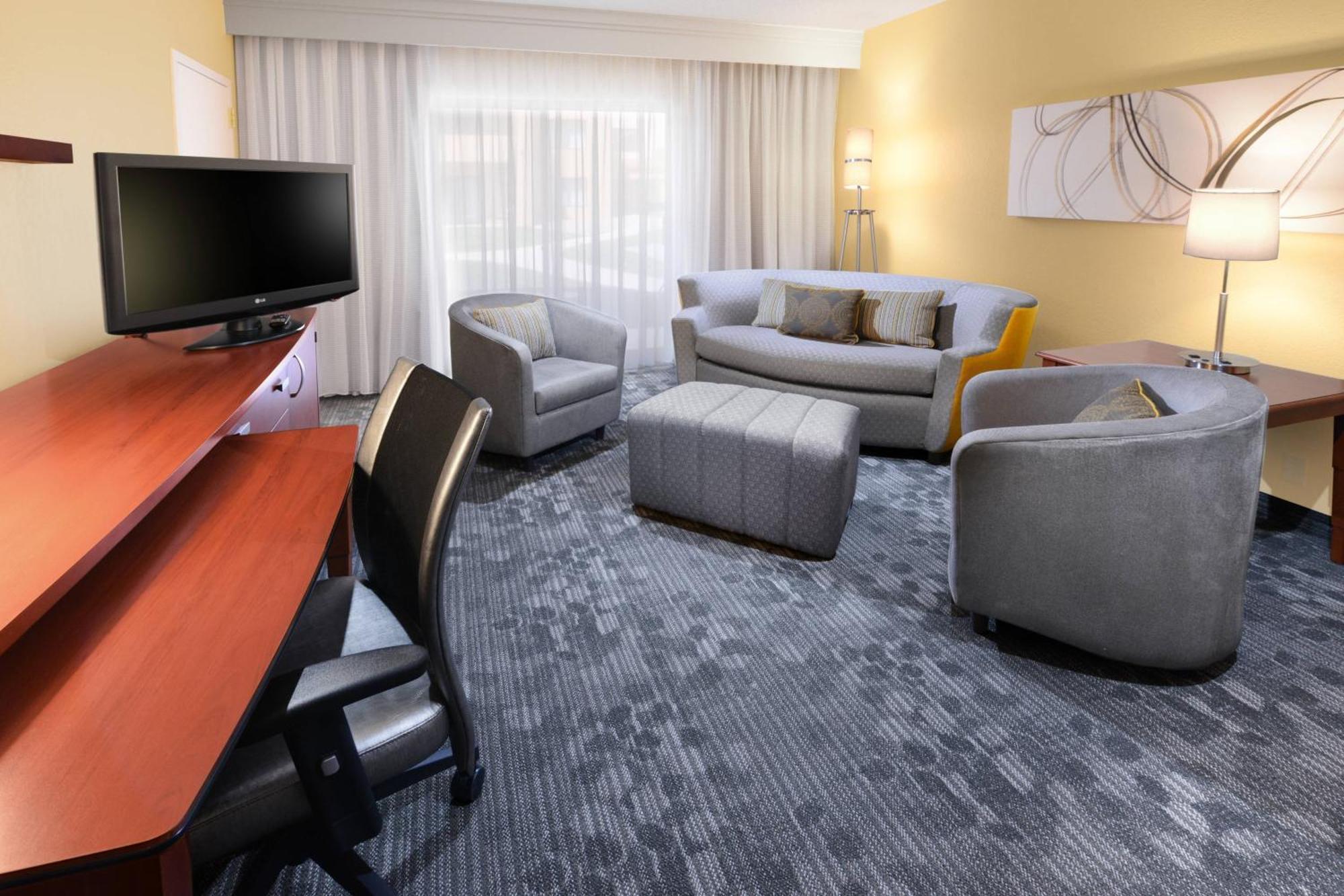 Courtyard By Marriott Oklahoma City Airport Exterior foto